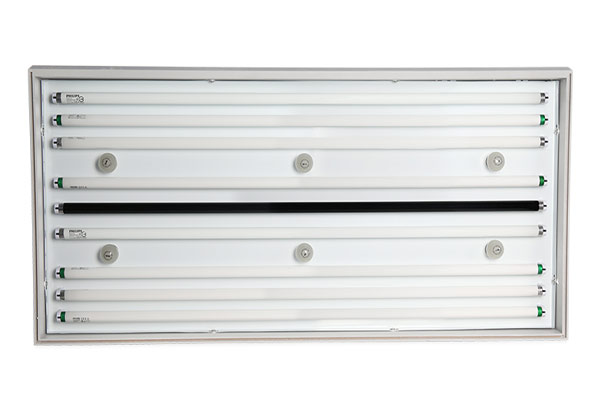 TL84光源就是CWF光源嗎？TL84光源和CWF光源什么區(qū)別？